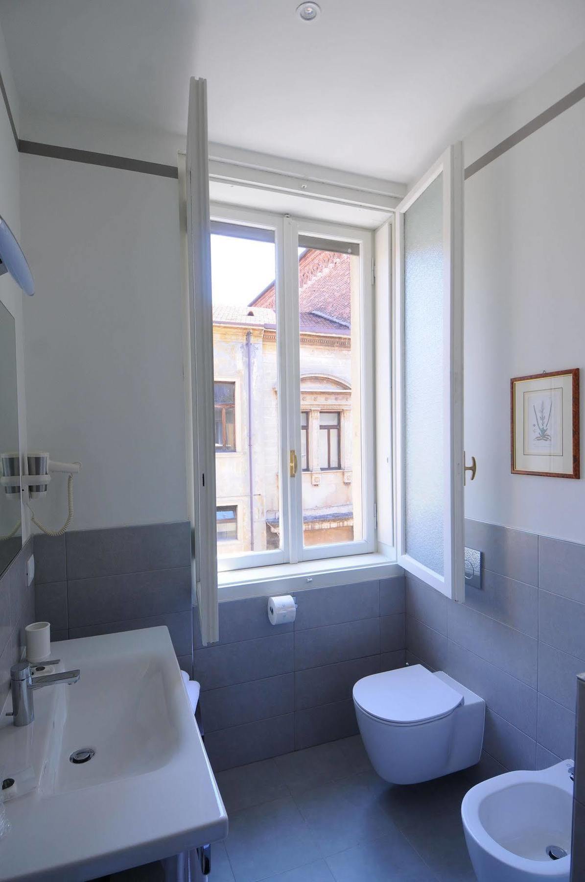 B&B Cangrande Di Danese-Viviani Verona Buitenkant foto